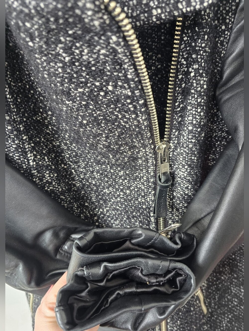 ๐จ๐ฆ Mackage Wool Blend Coat w/ Genuine Lambskin Leather Sleeves Belted - Picture 12 of 14